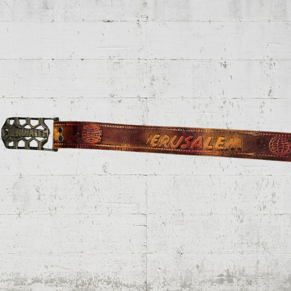 Vintage Jerusalem Pilgrim Tab Brown Embossed Leather Carved Brass Buckle Belt - Picture 5 of 5